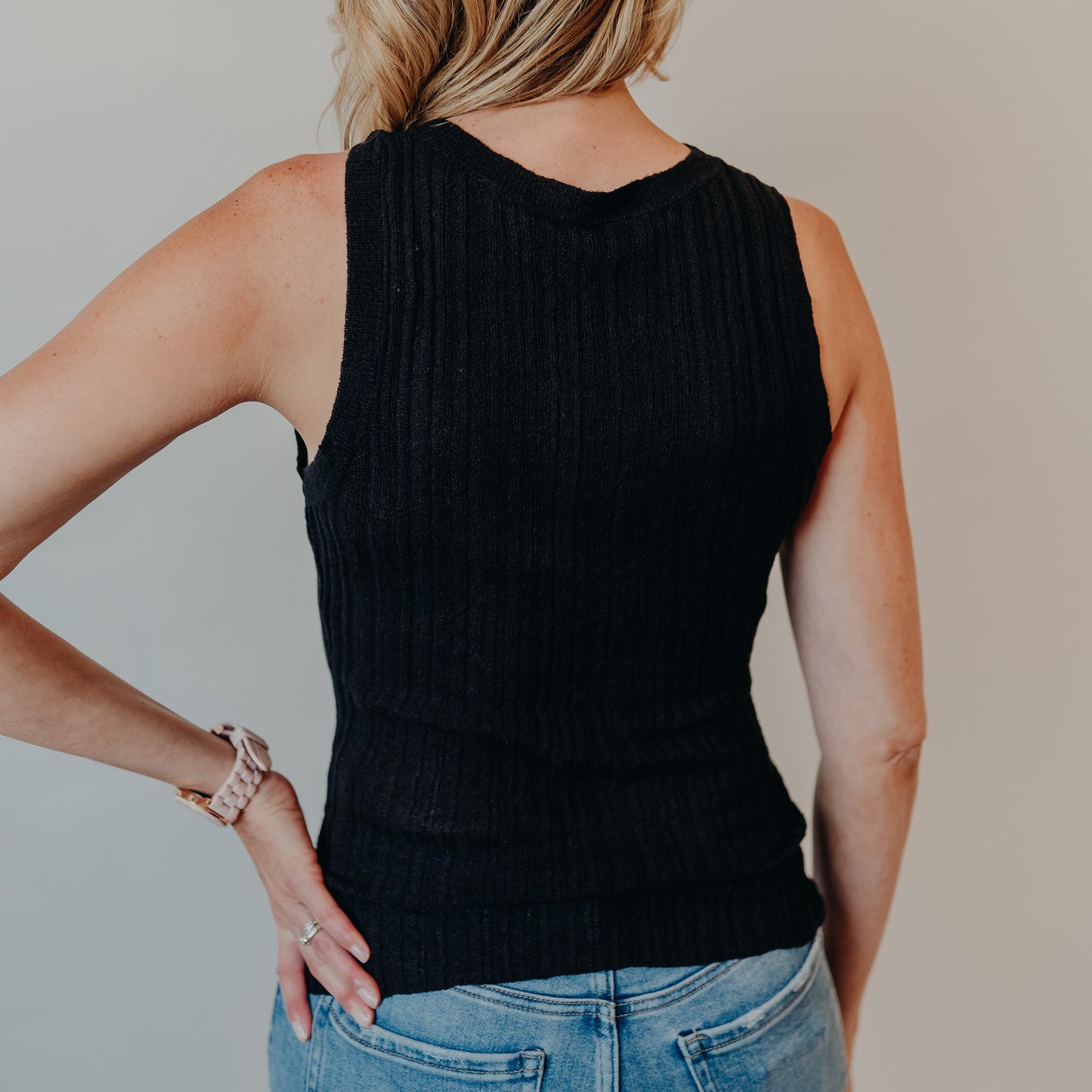 Blu Pepper | Sleeveless Sweater Top | Black