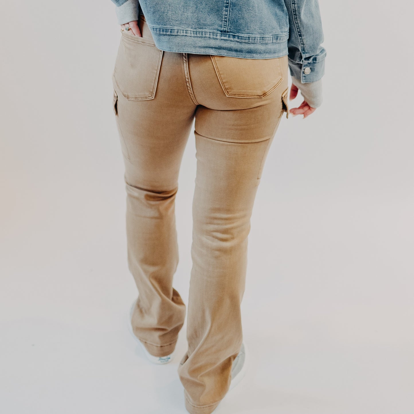 Vervet | High Rise Relaxed Bootcut | Stone