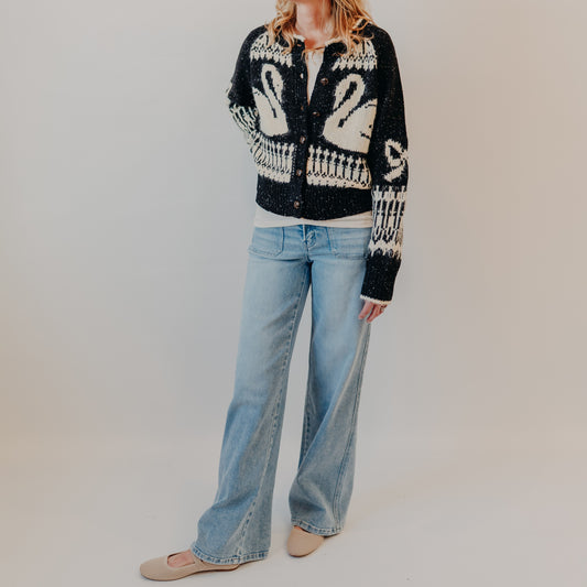 Flying Monkey | High Rise Patch Pocket Wide | Apus