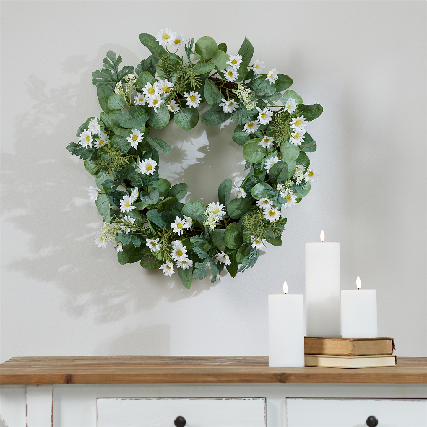 Mini Daisy and Foliage Wreath 22"D