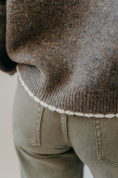Blu Pepper | Contrast Edge Pullover | Mocha