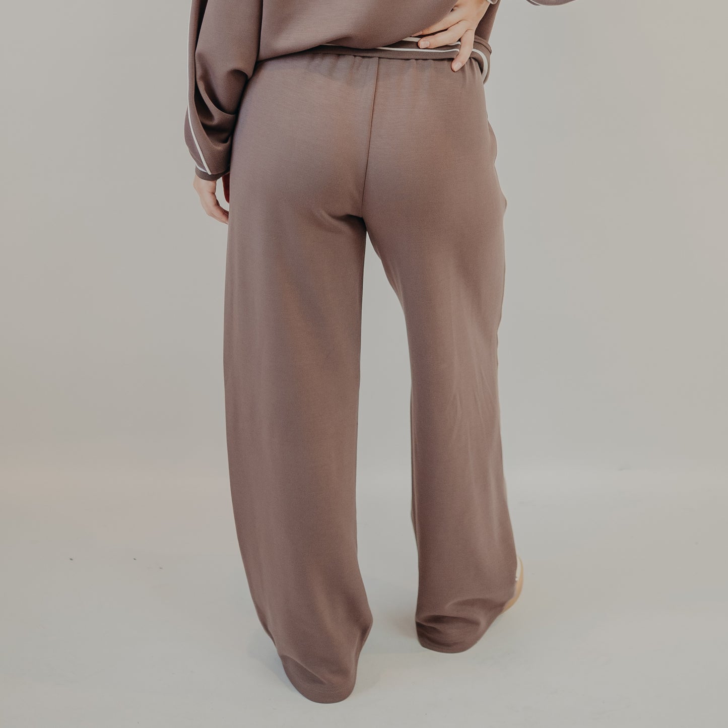 Thread & Supply | Constance Pants | Eggplant Ivory