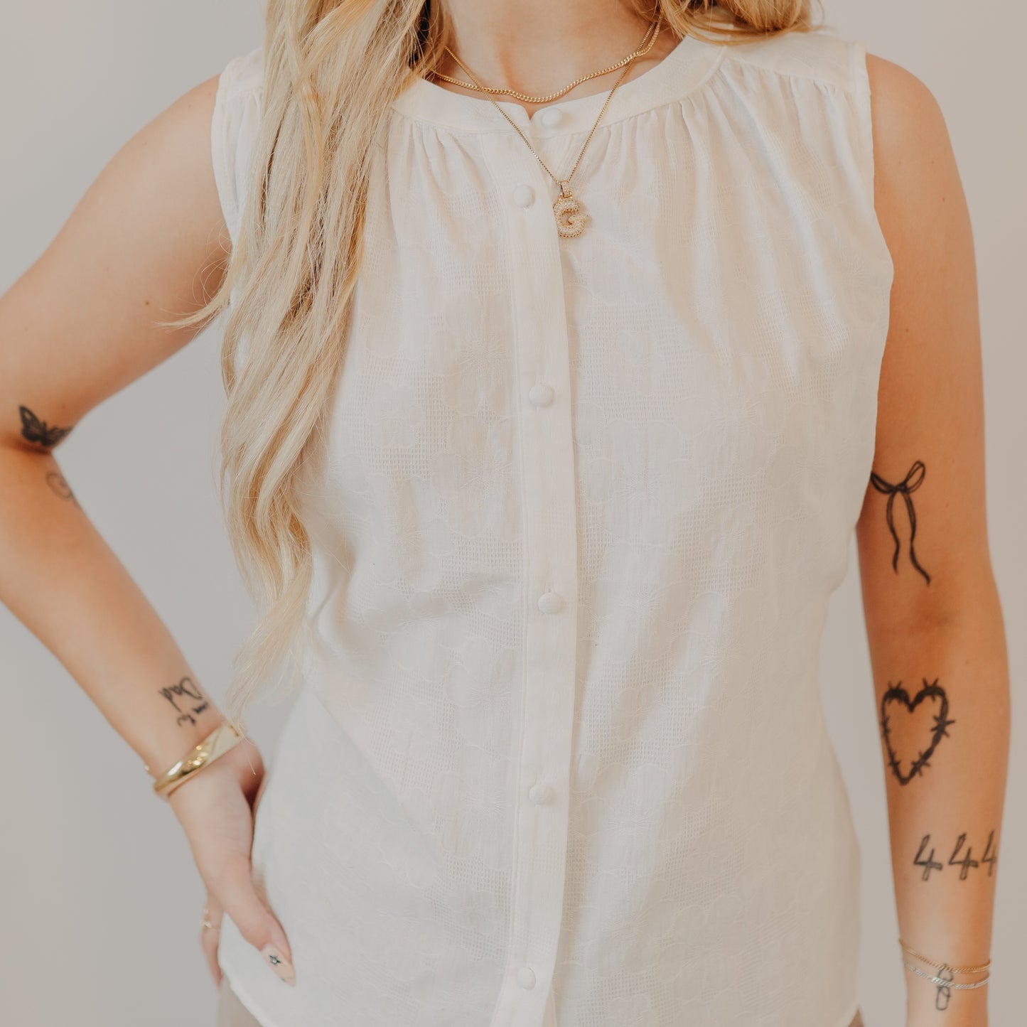 Doe & Rae | Floral Flowy Top | Off White