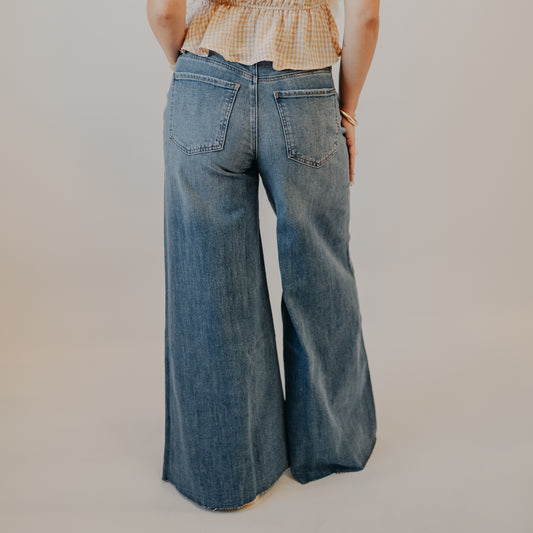 KUT | Blake High Rise Fab Ab Super Wide Leg | Charming