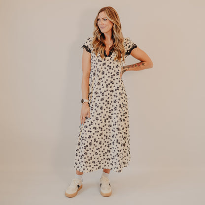 Gilli | Lace Trim Floral Dress | Cream, Black