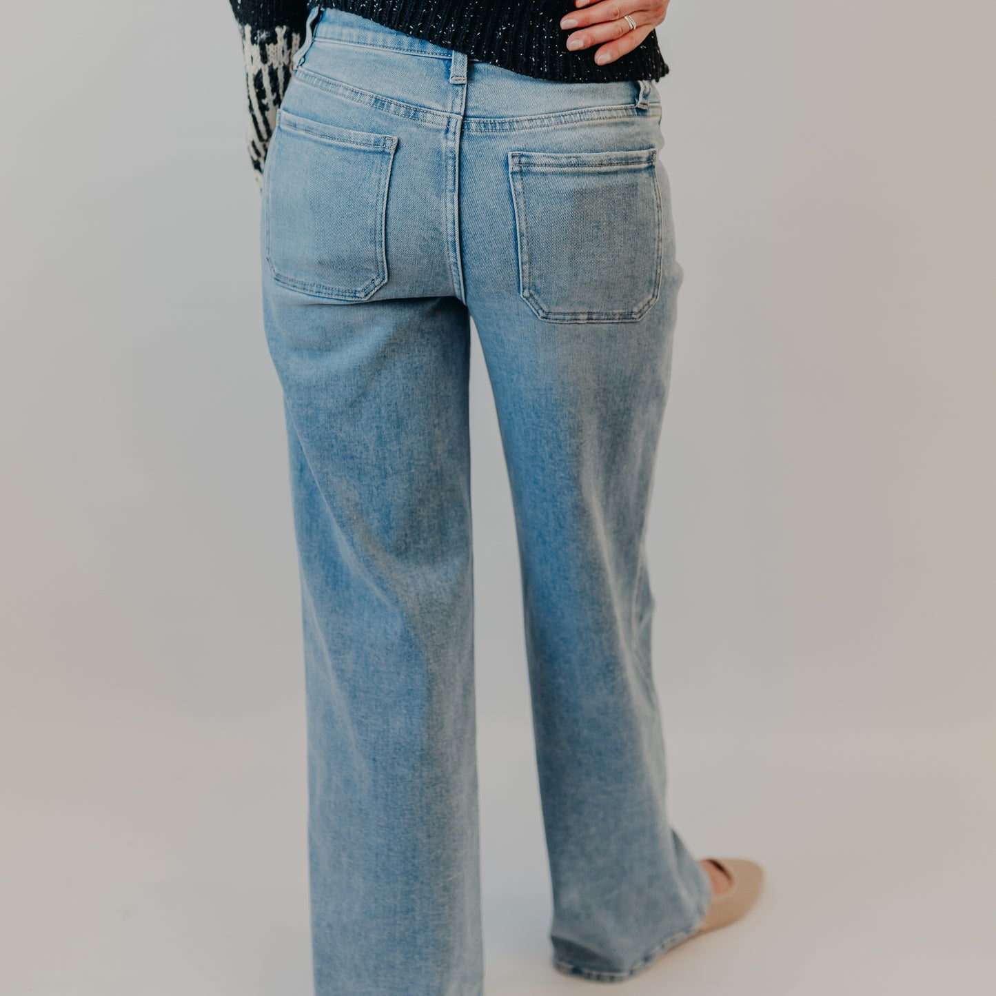 Flying Monkey | High Rise Patch Pocket Wide | Apus