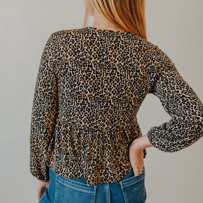 Gilli | Front Tie Leopard Top | Taupe Black