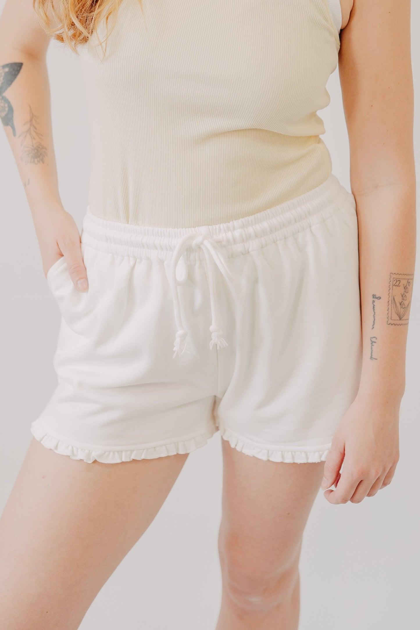 Wishlist | Ruffled Knit Shorts | White
