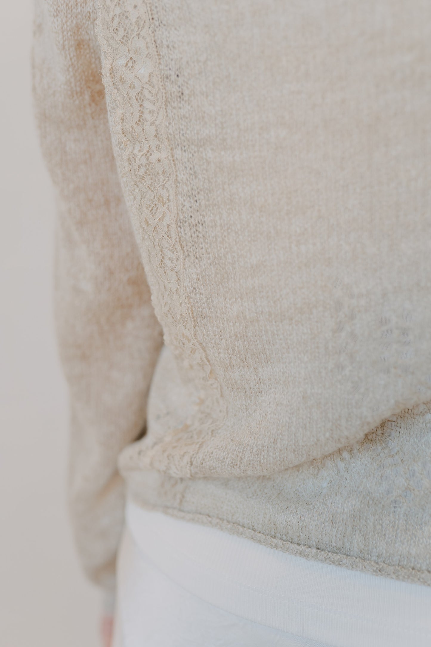 Miou Muse | Lace Contrasted Tie Front Cardigan | Straw