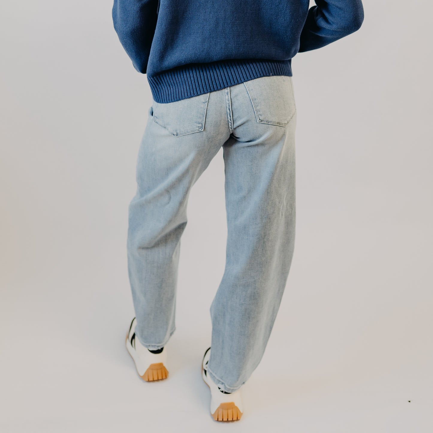 Vervet | High Rise Barrel | Suave