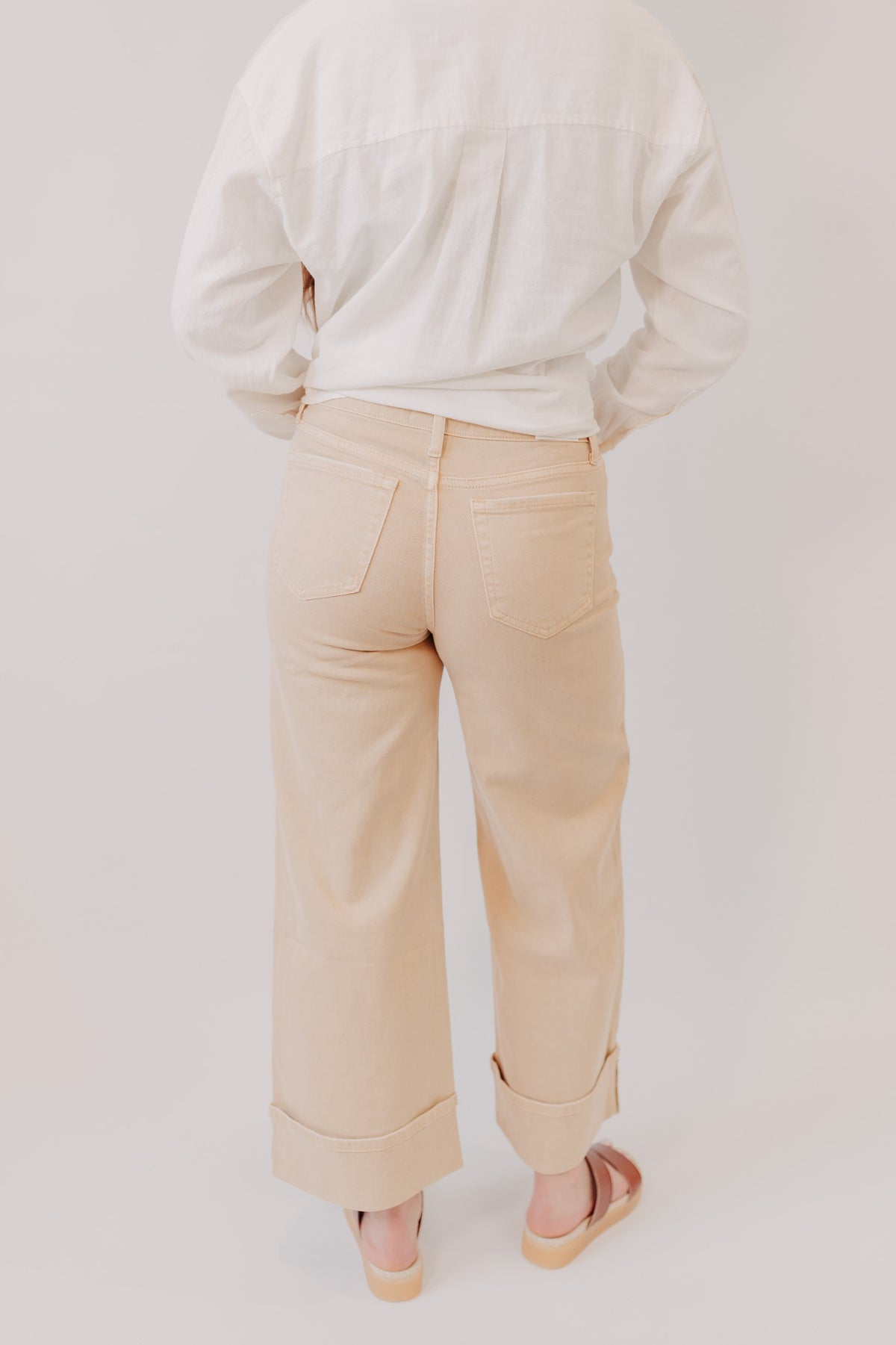 Vervet | Mid Rise Cuffed Crop Wide Leg | Sun Beige