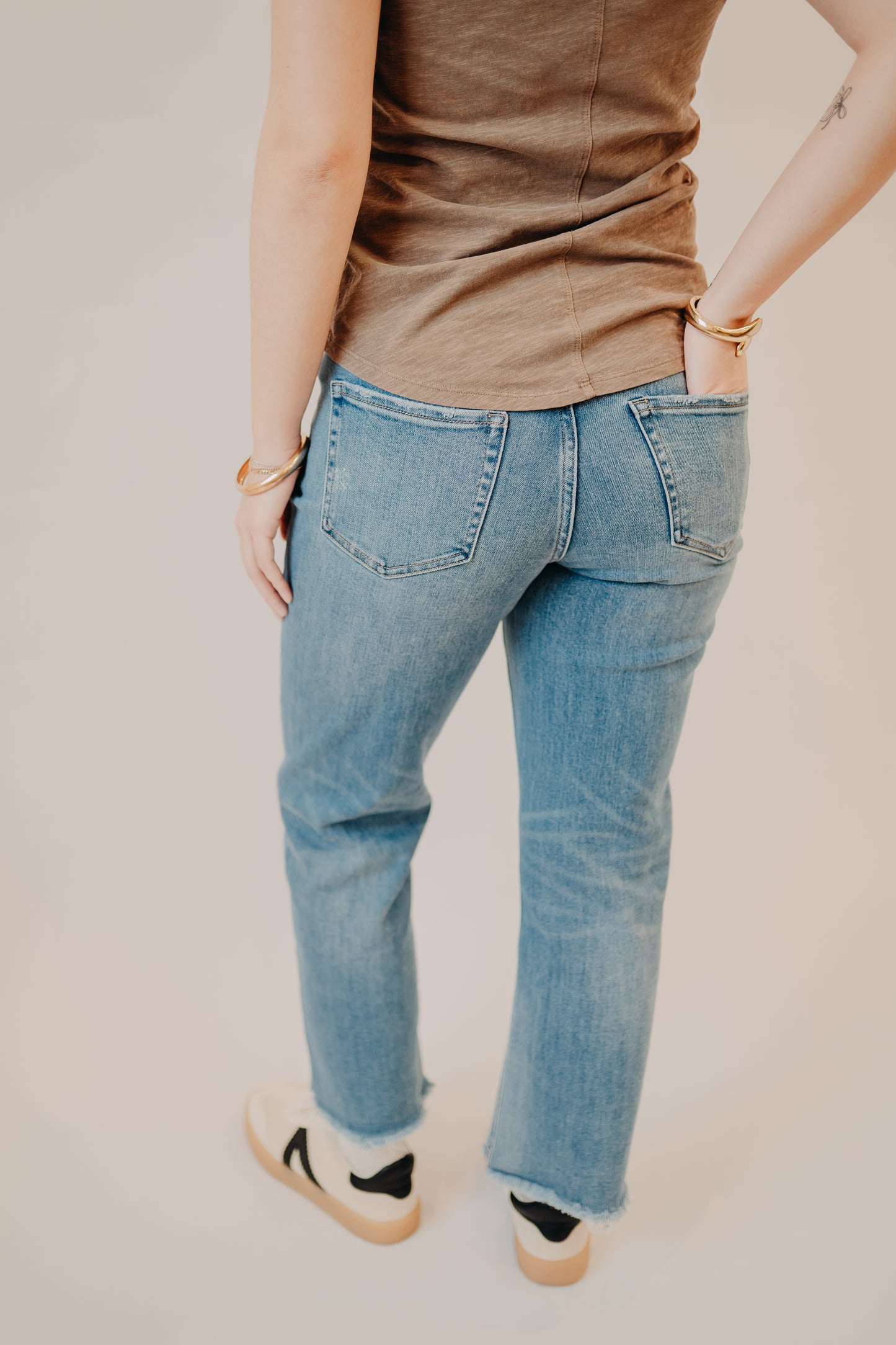 Flying Monkey | Mid Rise Crop Straight Uneven Hem | Stately