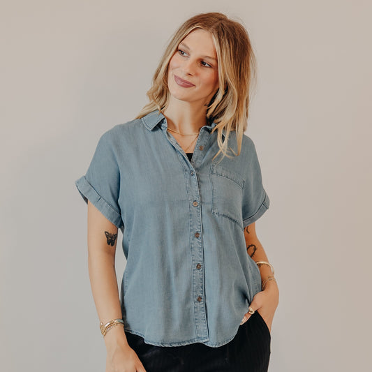 Be Cool | Chambray Button Down | Medium Wash