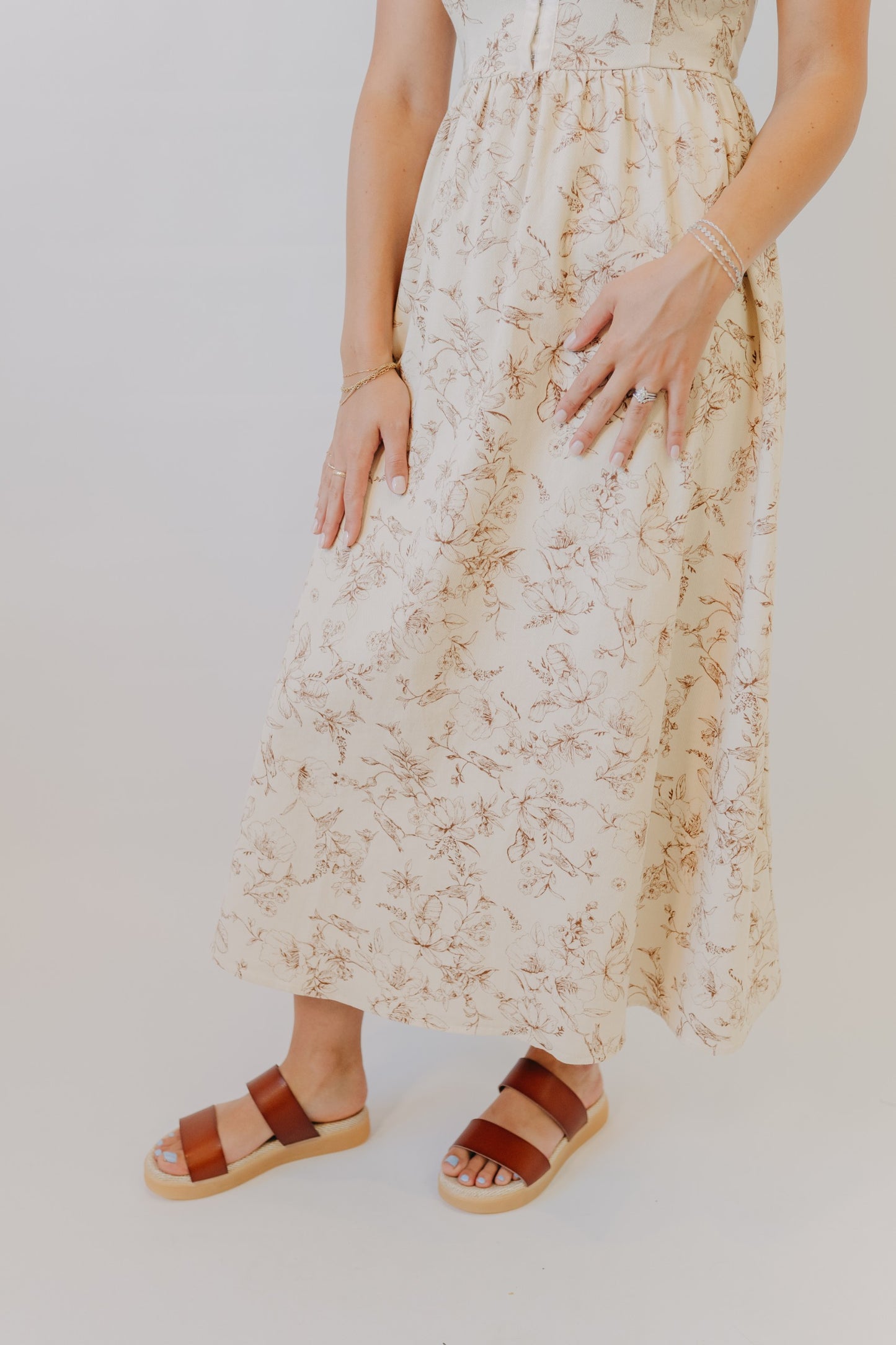 Blu Pepper | Floral Toile Midi Dress | Oatmeal