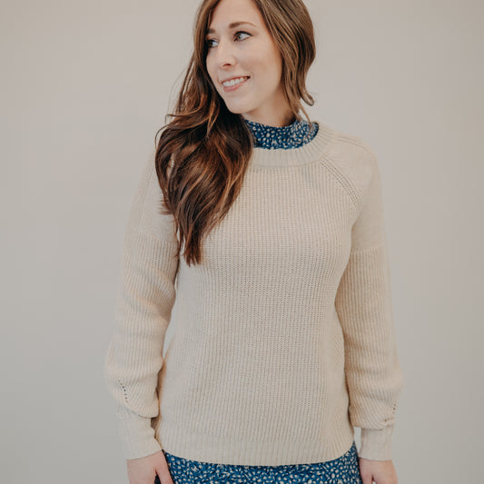 Staccato | Raglan Crew Neck Pullover | Almond