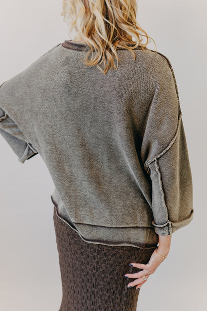 Blu Pepper | Washed Inverted Seam Sweatshirt | Dark Brown