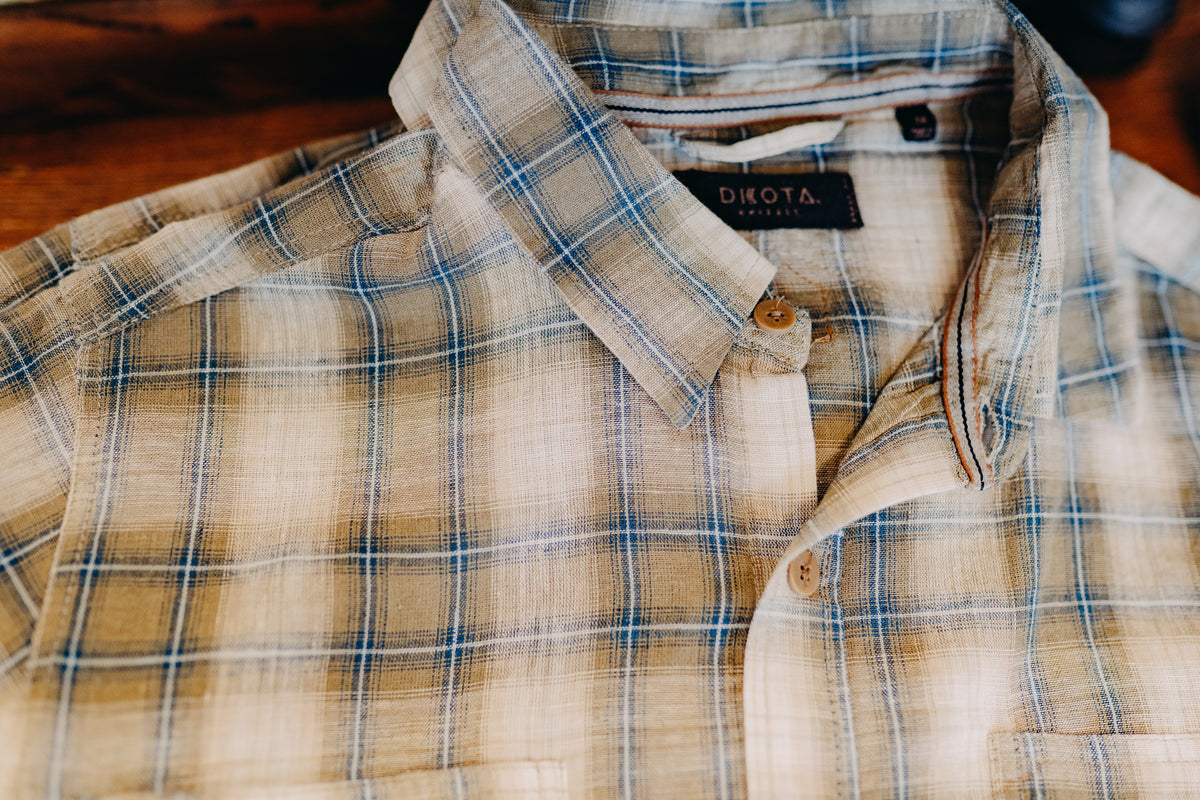 Dkota Grizzly | Tad Linen Blend Top