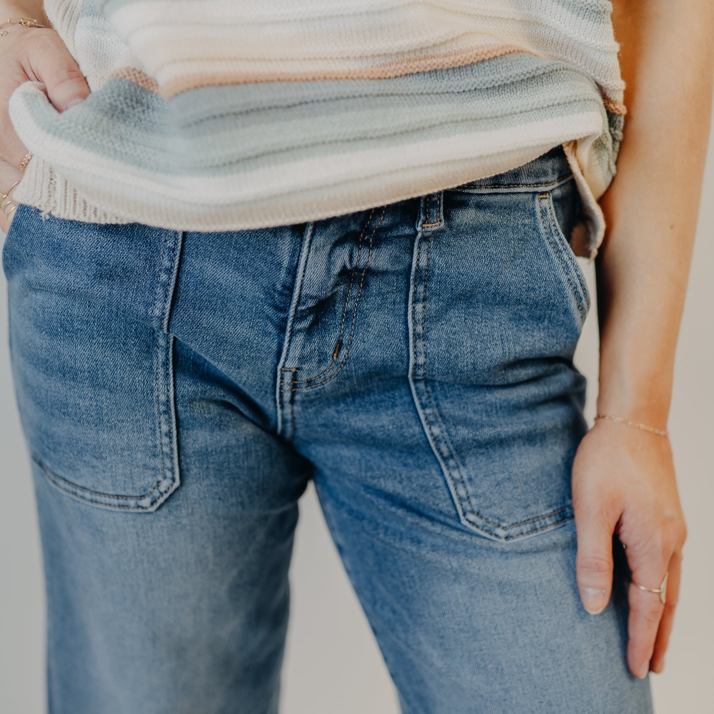 Vervet | High Rise Utility Wide | Magellanic