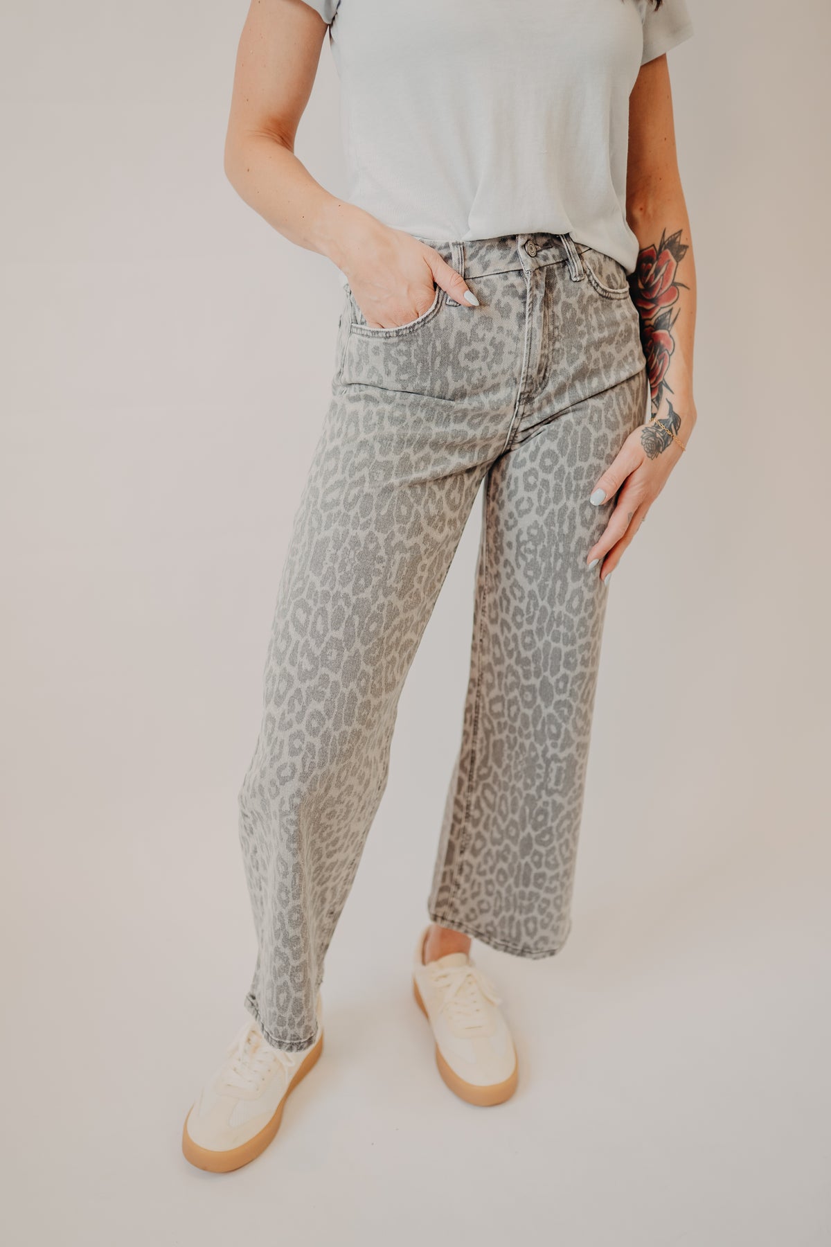 Vervet | High Rise Wide Leg | Grey Leopard