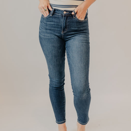 Vervet | High Rise Skinny | Dk Wash