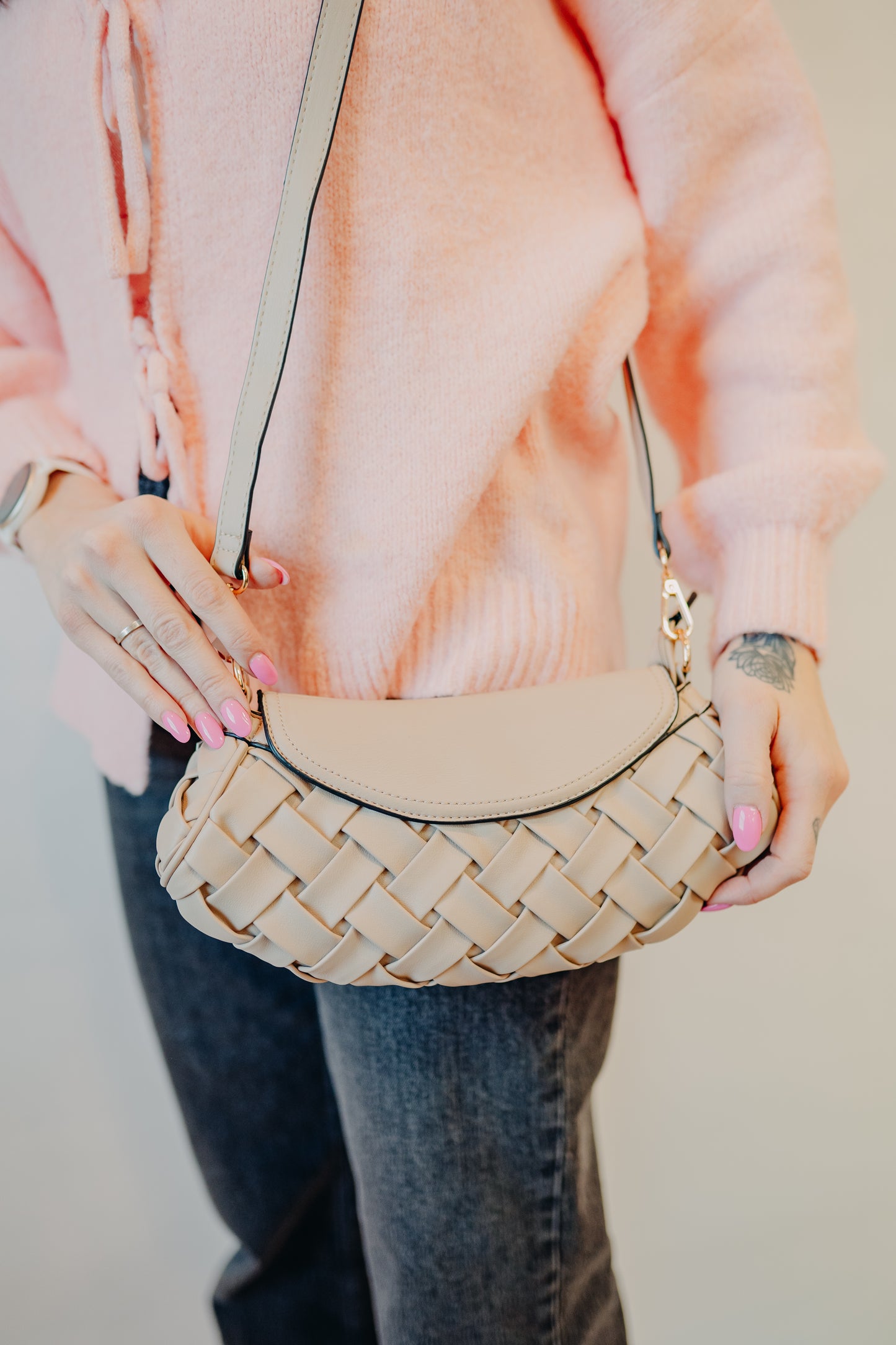 Jen & Co | Kaleen Woven Satchel w/Crossbody | Sand