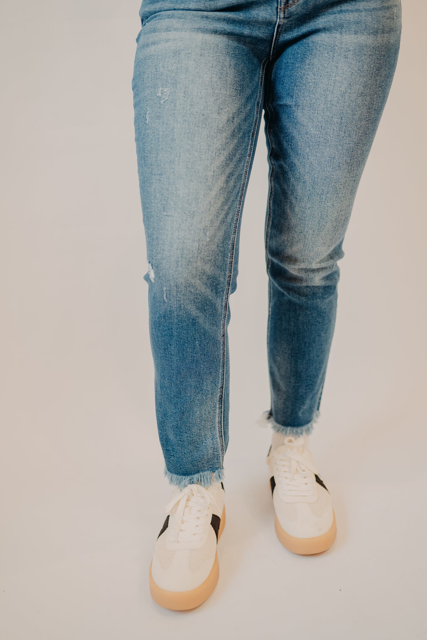 Flying Monkey | Mid Rise Crop Slim Straight | Congenial