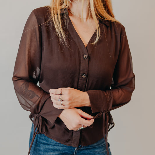 Gilli | Long Sleeve Button Up Top | Chocolate