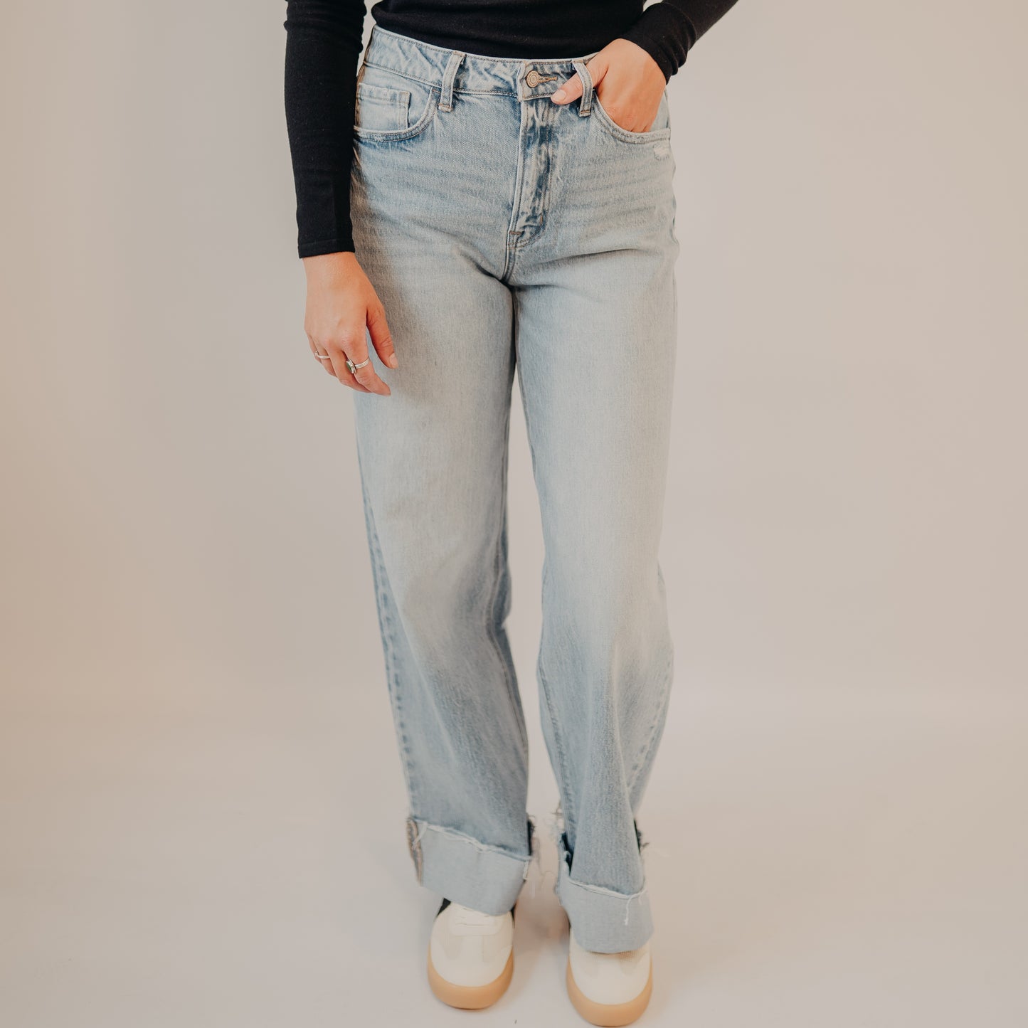 Vervet | Super High-Rise Cuff Baggy Wide | Futuristic