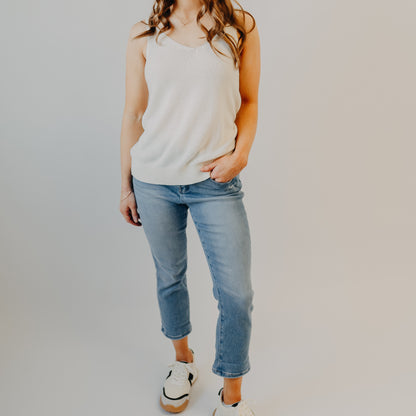 Vervet | High Rise Crop Capri | Eminent