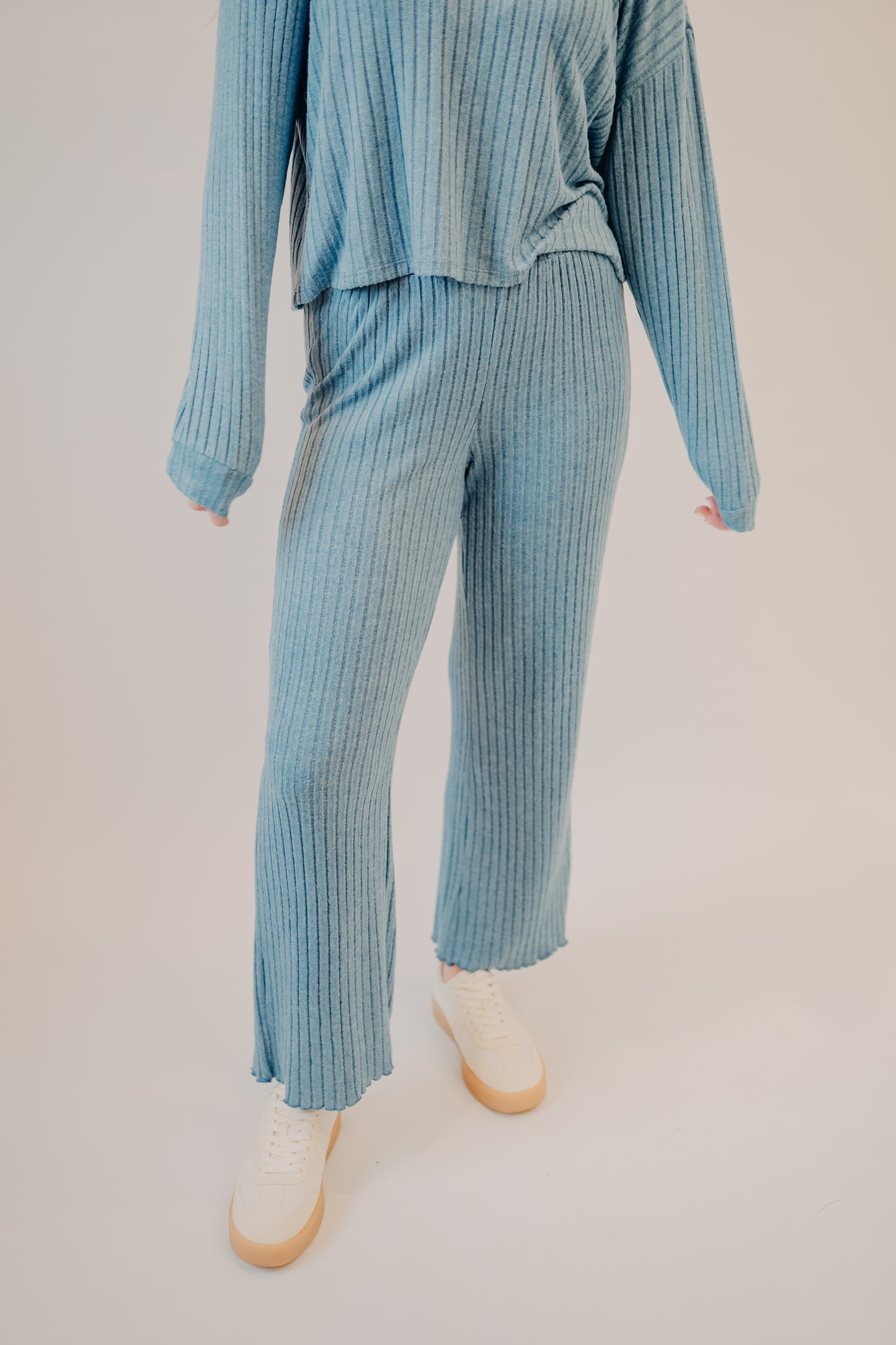 Z Supply | Dawn Smocked Rib Pant | Oceanic Blue