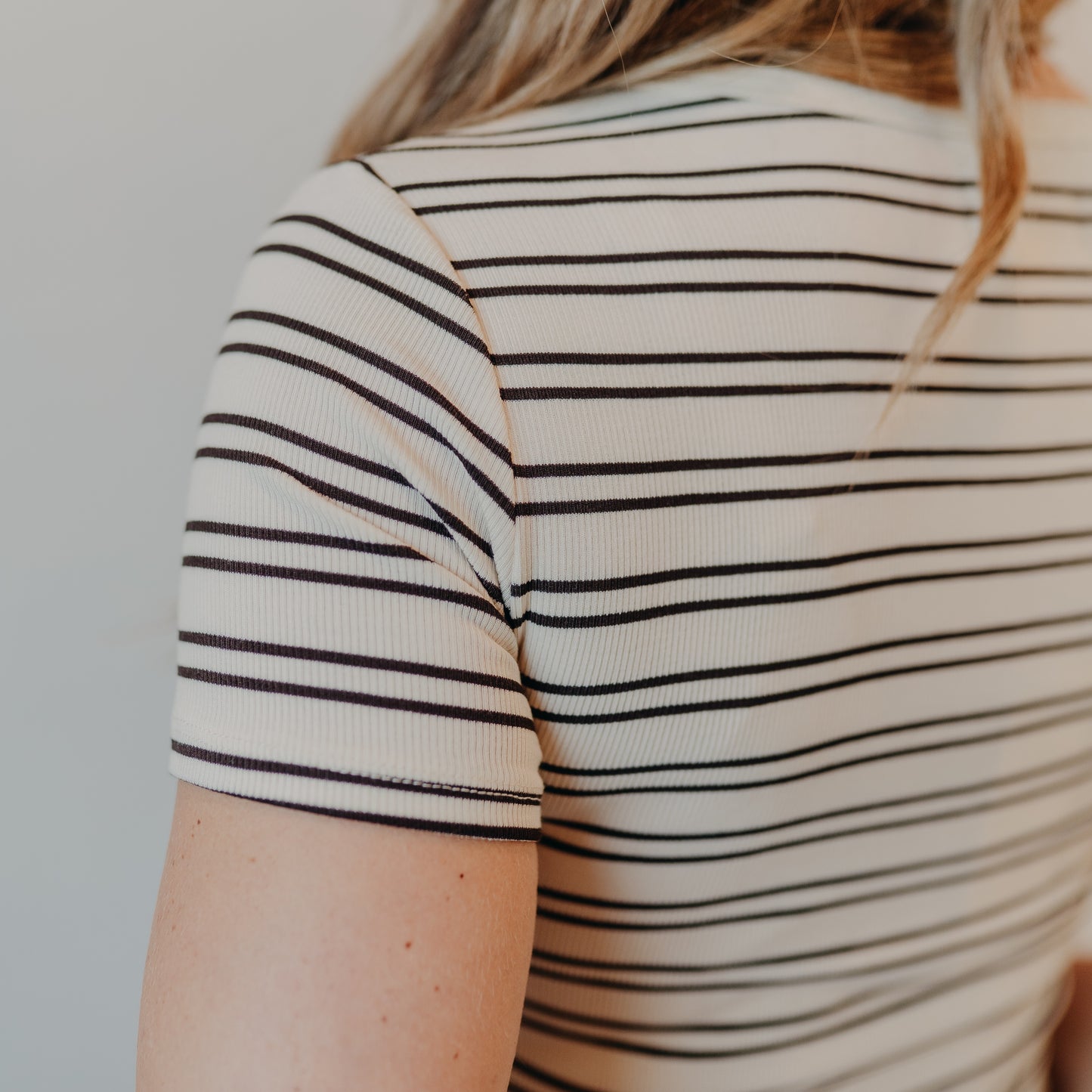 Thread & Supply | Katara Tee | Off White Coffee