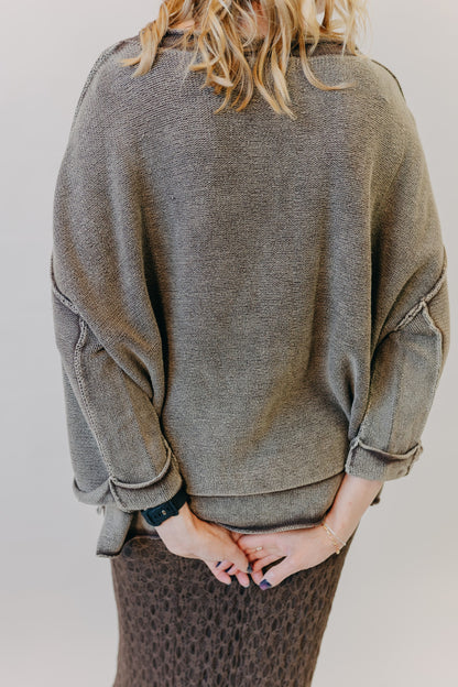 Blu Pepper | Washed Inverted Seam Sweatshirt | Dark Brown
