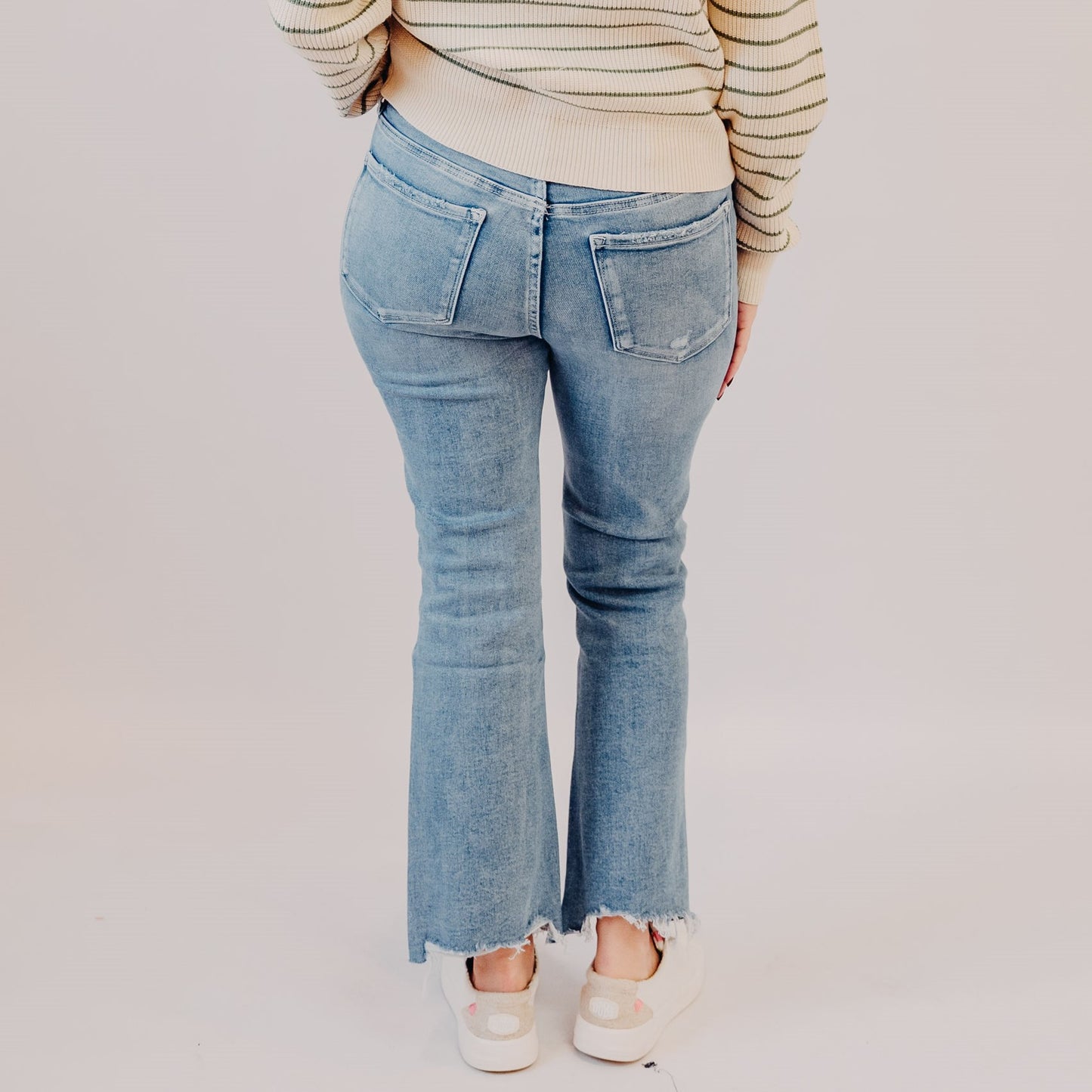 Vervet | High Rise Kick Flare | Perfectly