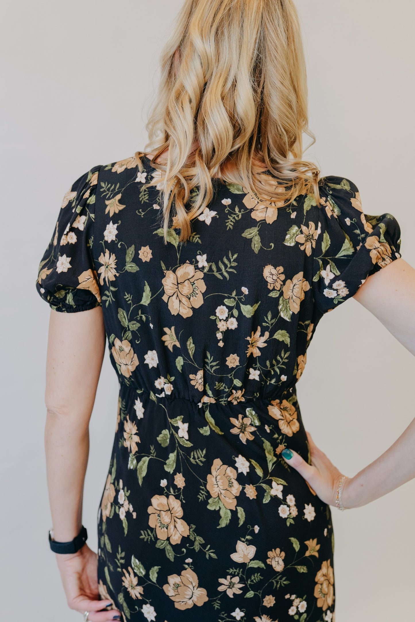 Blu Pepper | Floral Puff Sleeve Midi Dress | Black Multi