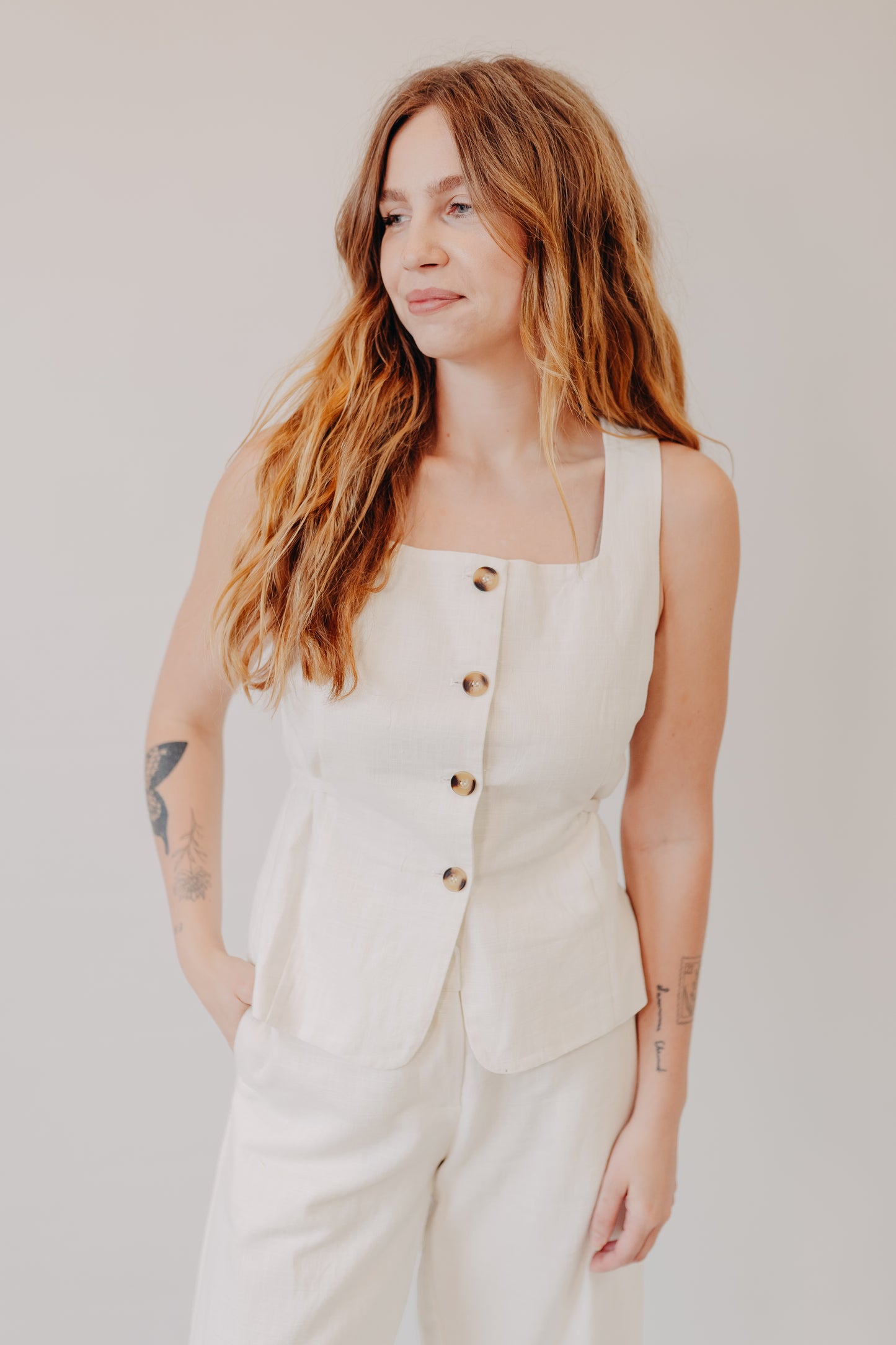 Miou Muse |  Square Neck Sleeveless Vest  Button Front | White