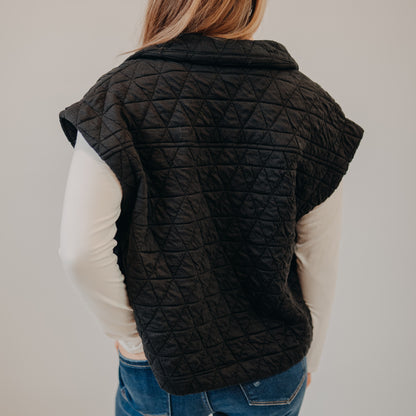 Doe & Rae | Point Collar Vest | Black