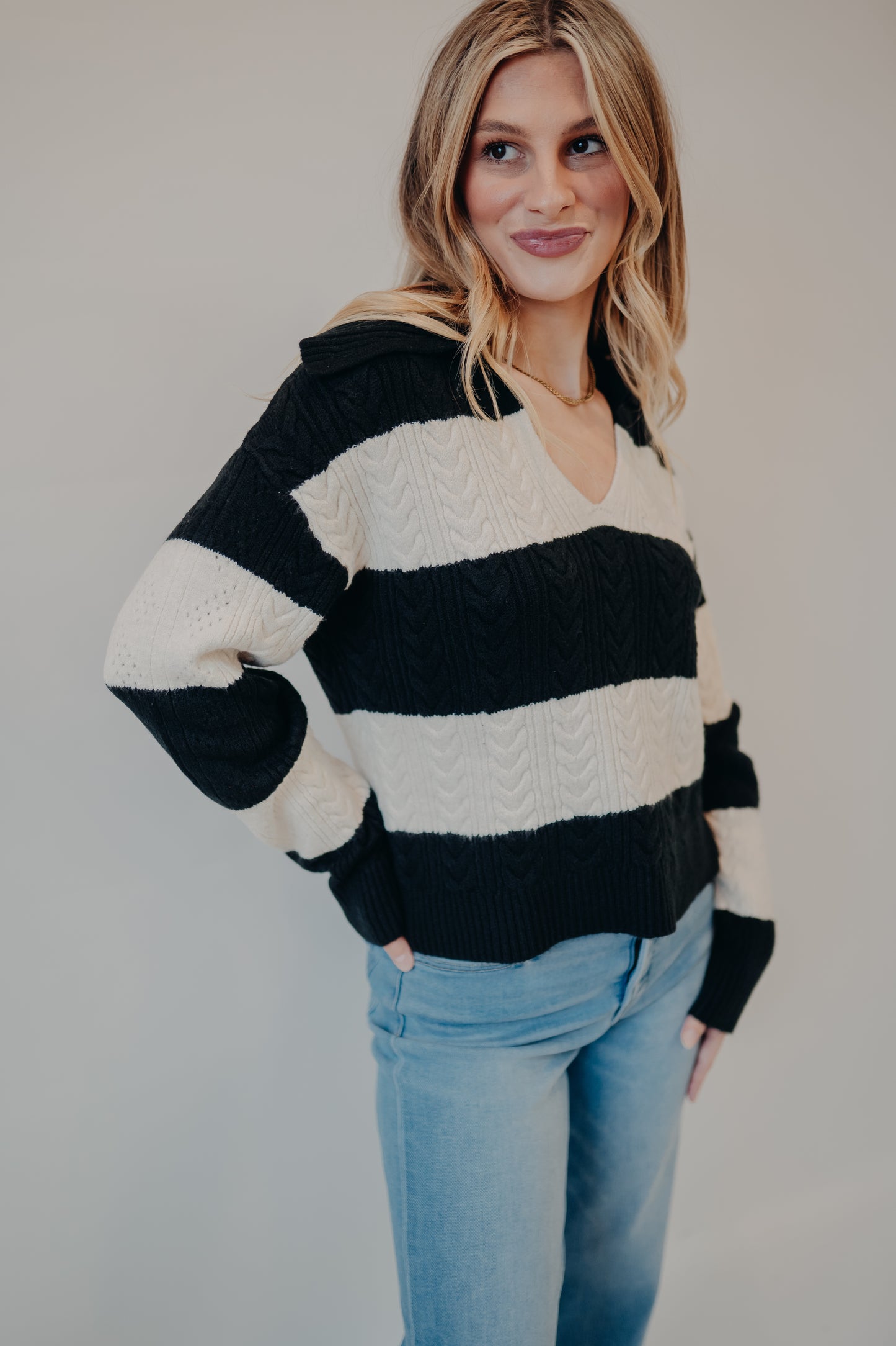 Thread & Supply | Paula Sweater | White Black