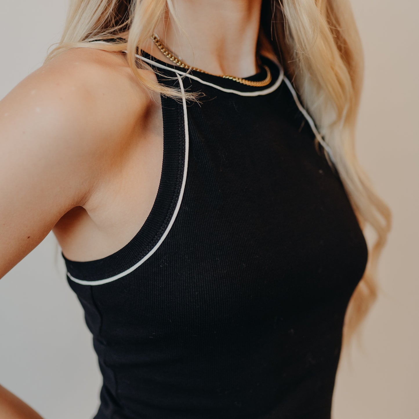 Doe & Rae | Contrast Piping Mini Dress | Black