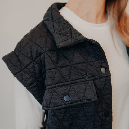 Doe & Rae | Point Collar Vest | Black