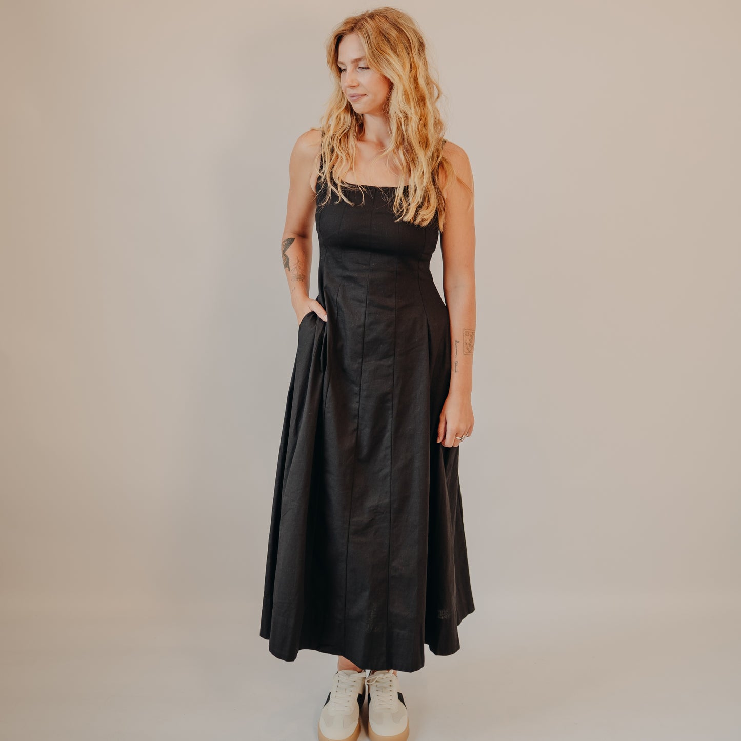 Wishlist | A-Line Midi Dress | Black