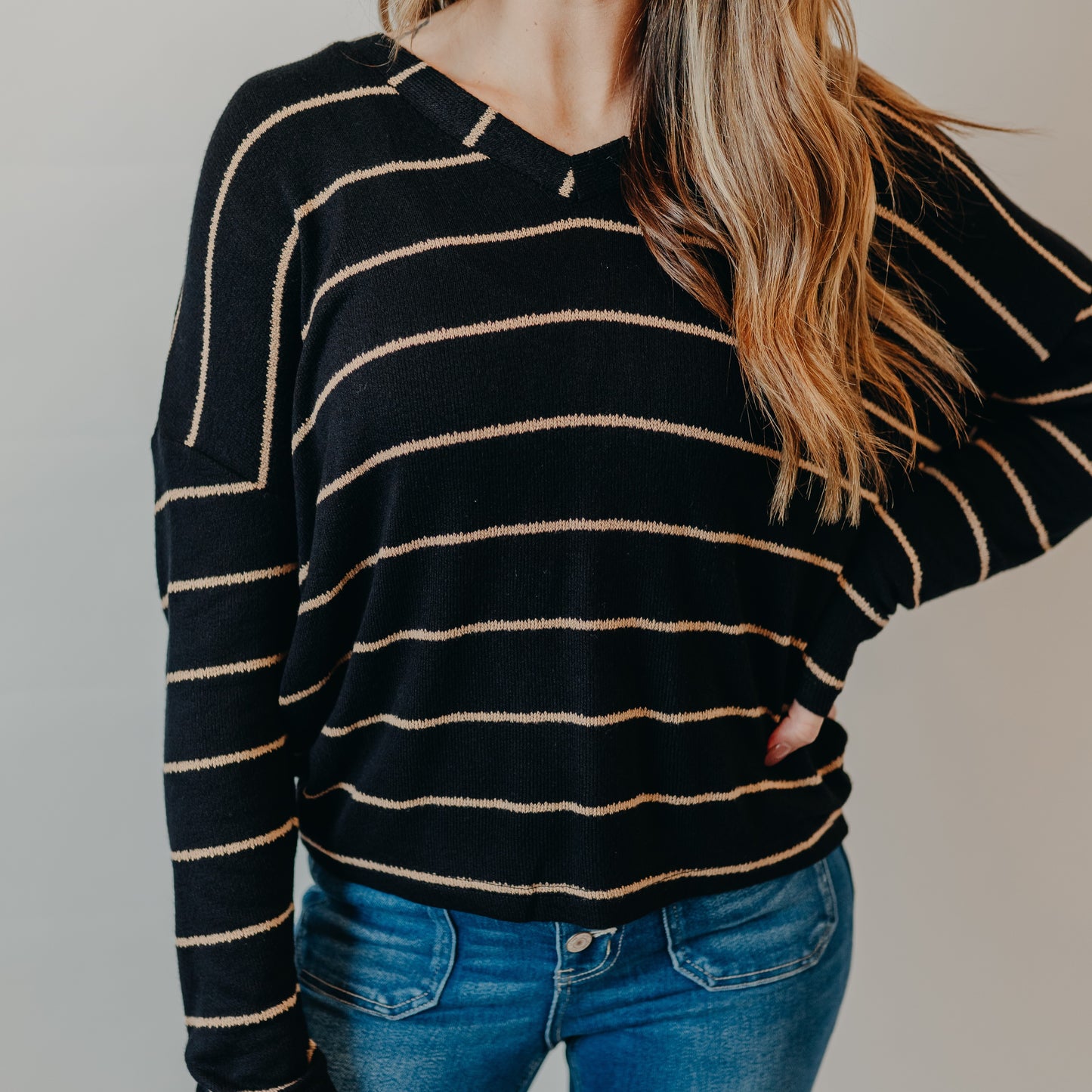 Blu Pepper | Striped V-Neck Drop Shoulder Top | Black