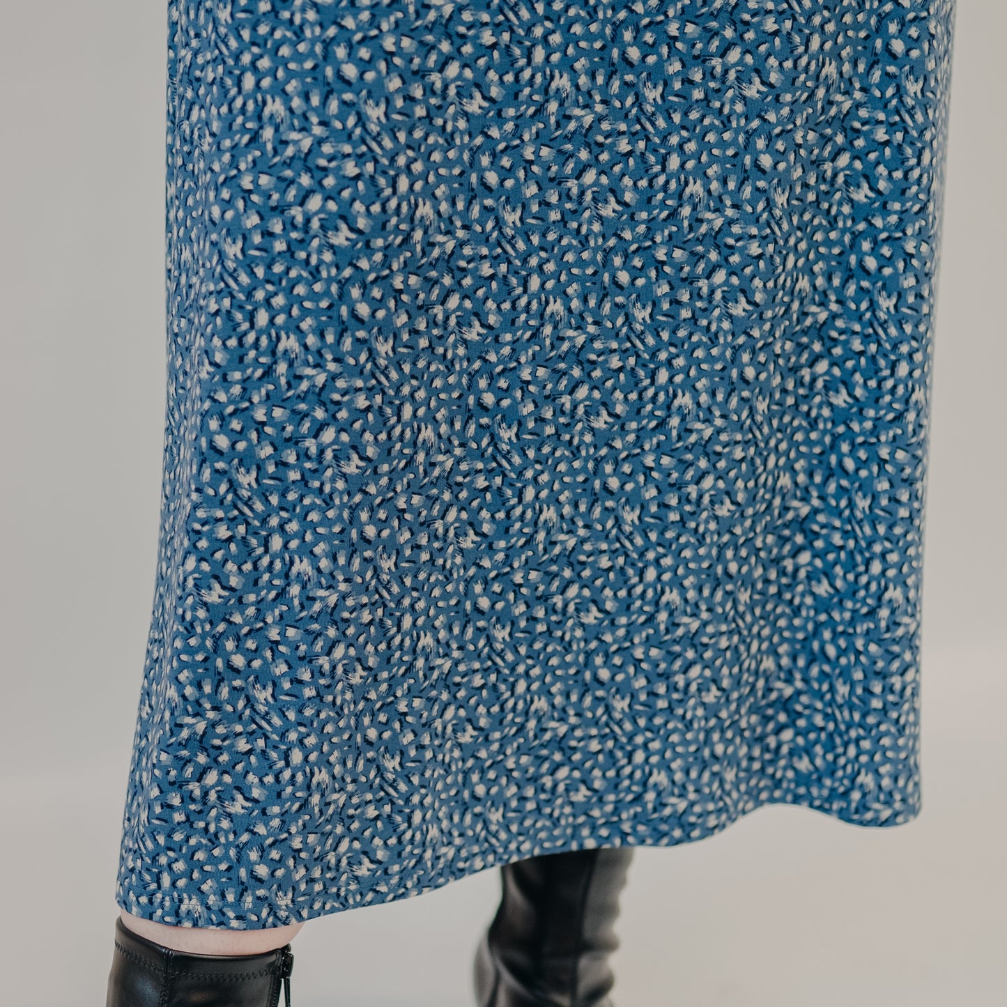 Z Supply | Seraphina Aspen Midi Dress | Blue Velvet