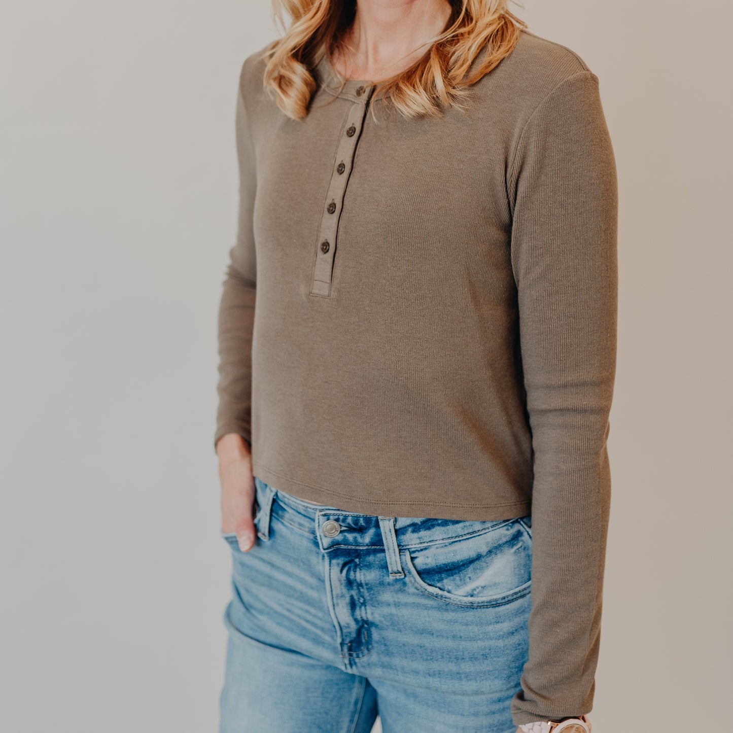 Z Supply | Ferris Henley Top | Tavern