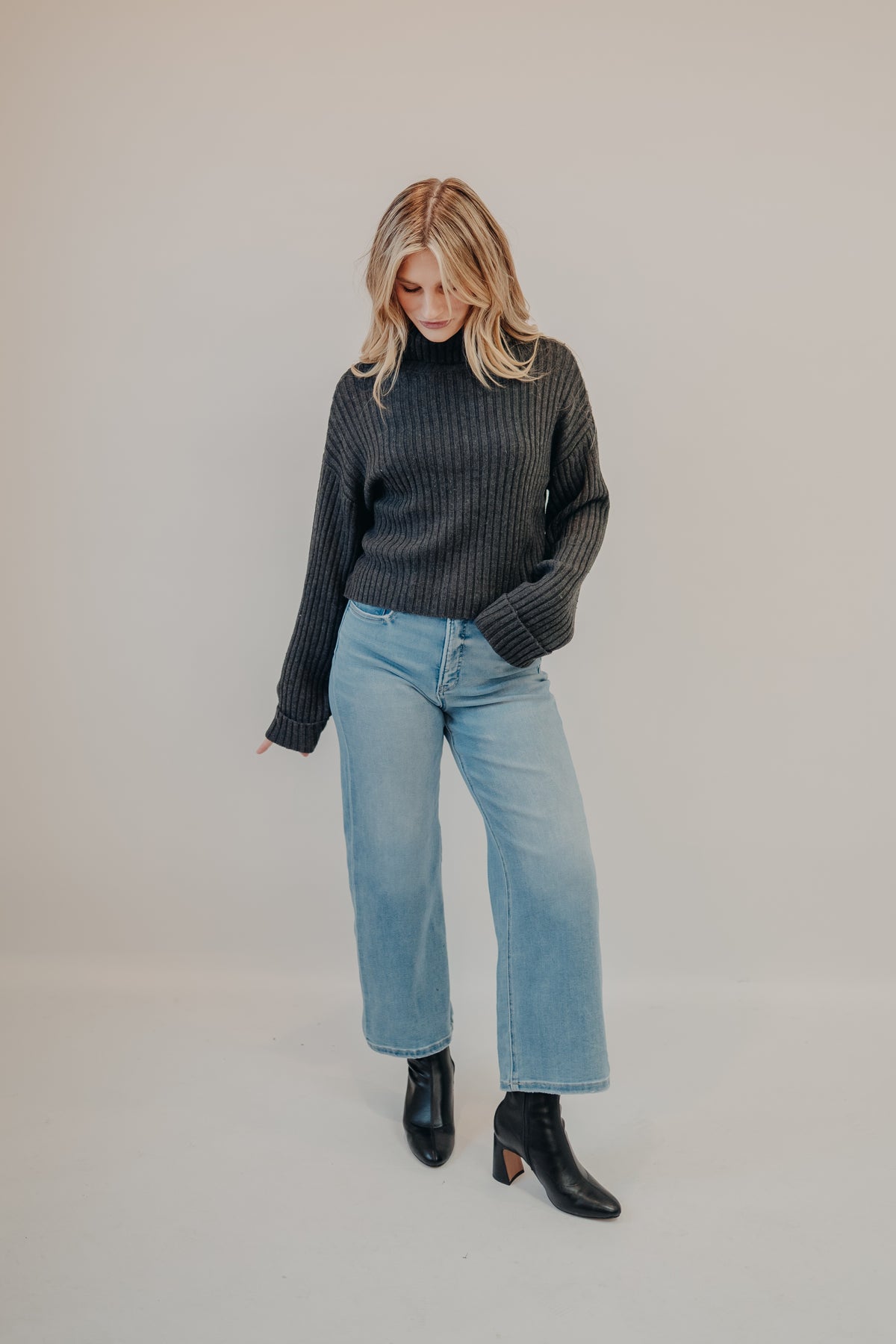 Vervet | High Rise Crop Wide Leg | Abound