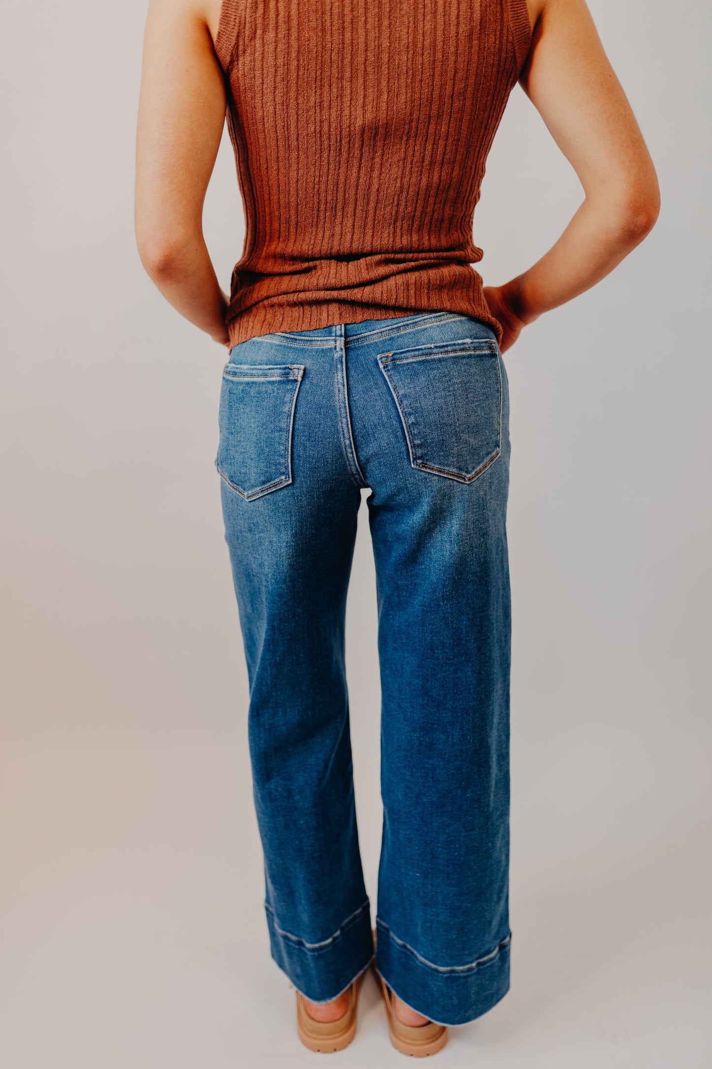 Vervet | High Rise Ankle Wide Trouser | Golden Aura