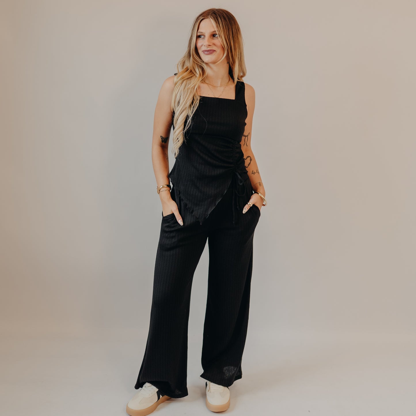 Gilli | Side Tie Sleeveless Top | Black