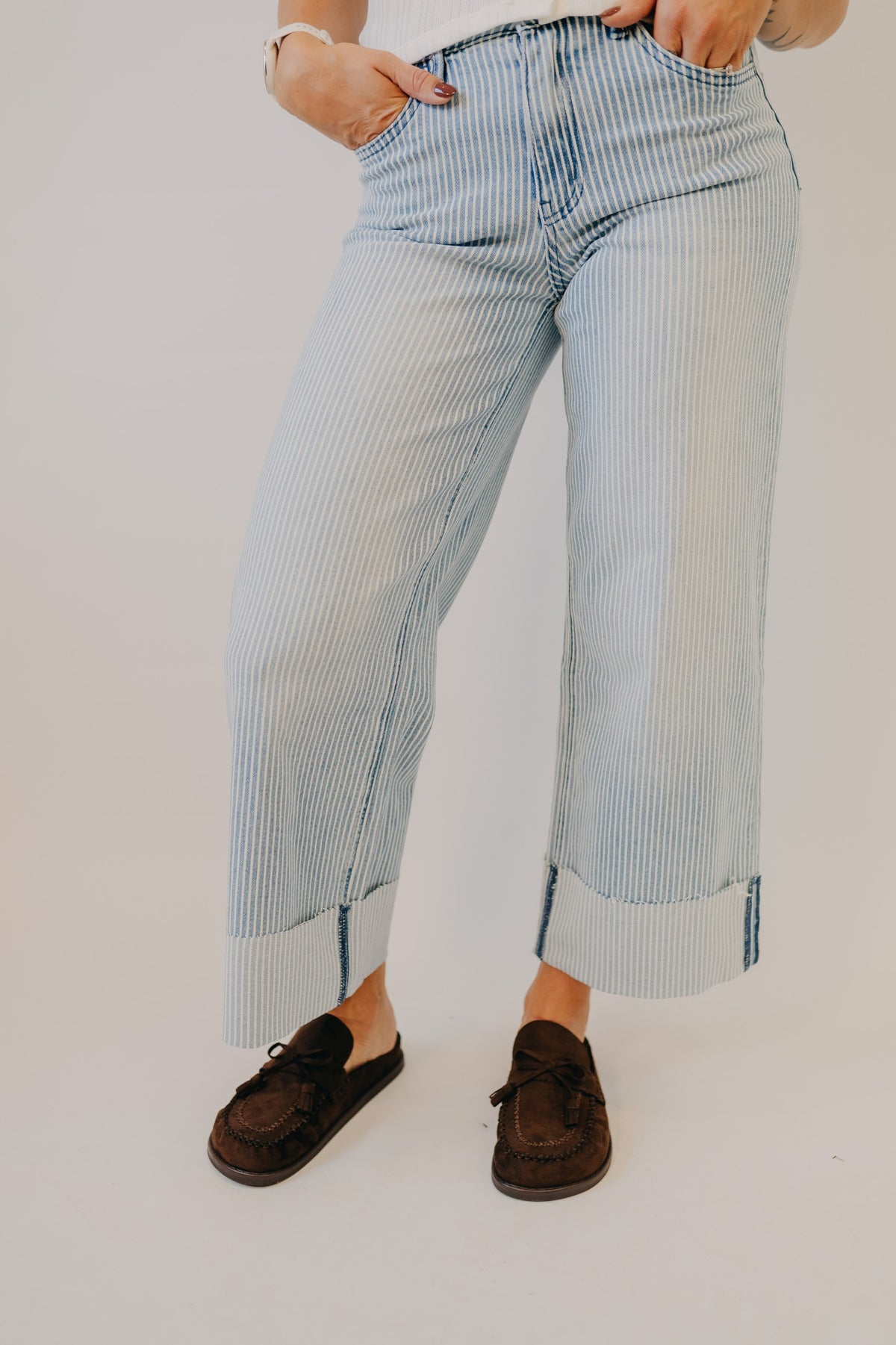 Vervet | High Rise Crop Stripe Wide w/ Cuff | Stripe
