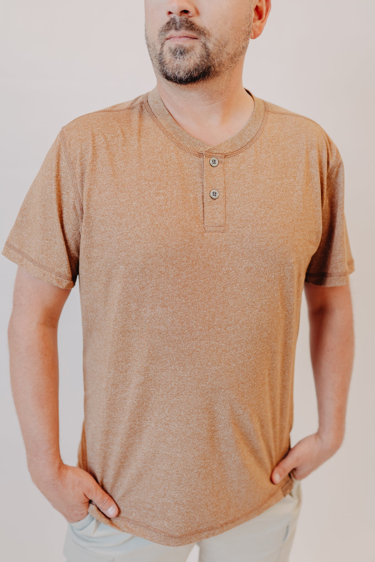 Dkota Grizzly | Ren Button Henley Top