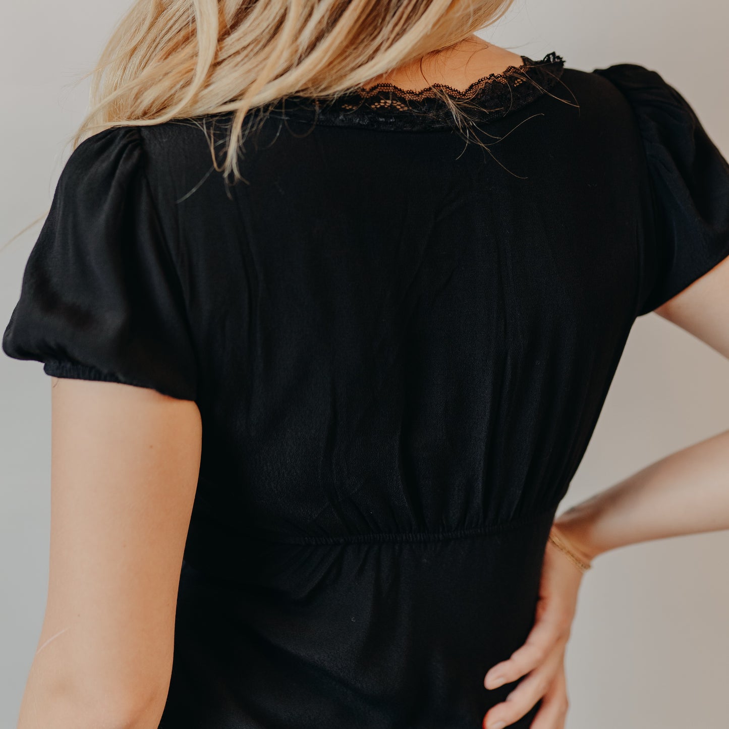 Blu Pepper | Puff Sleeve Lace Trim Midi Dress | Black