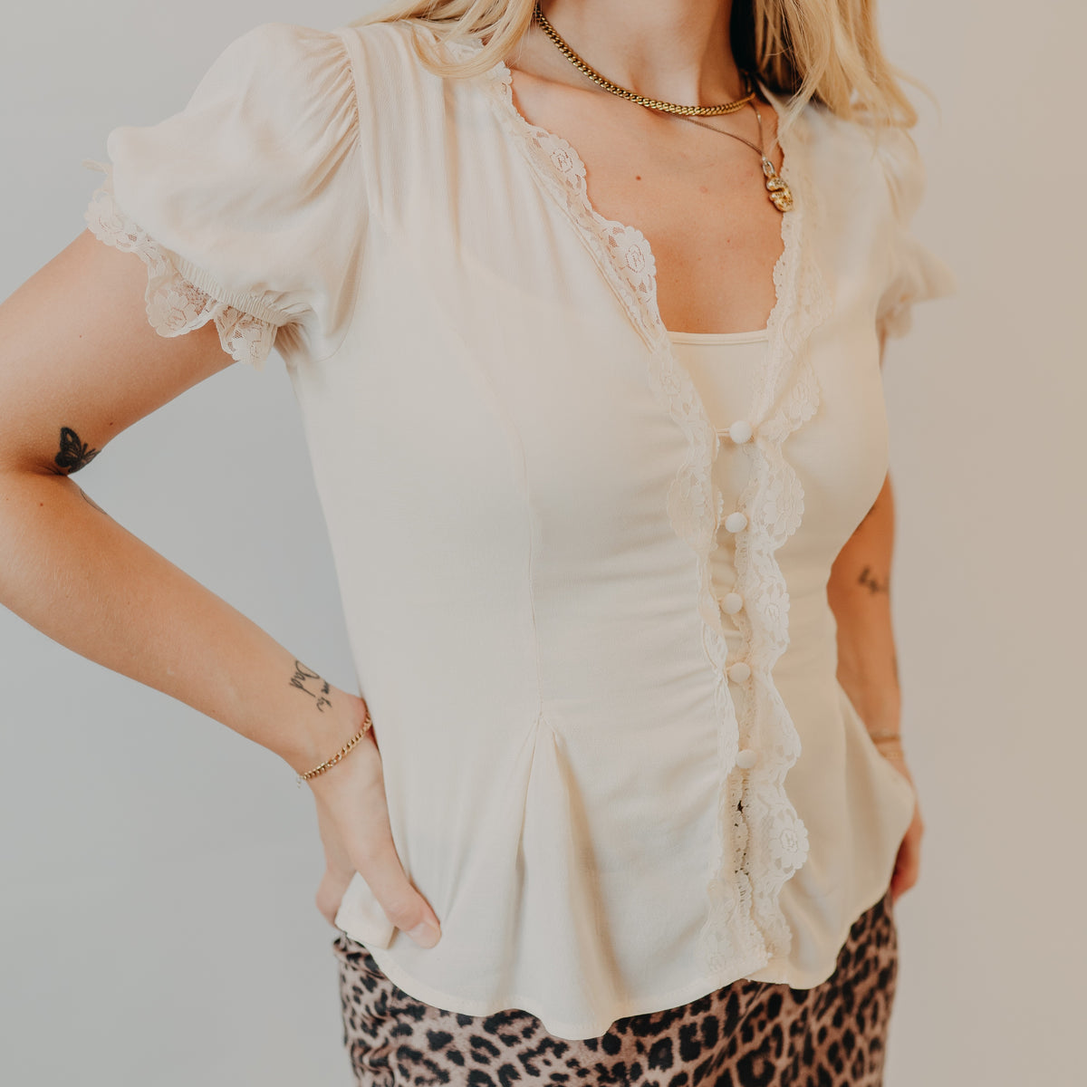Blu Pepper | Lace Trim Puff Sleeve Blouse | Cream